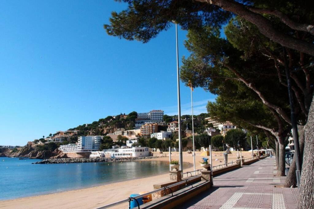 Nuevo Apartamento Moderno Elisa - A 80 Metros De La Playa Para 5 Personas Sant Feliu de Guixols Exterior photo